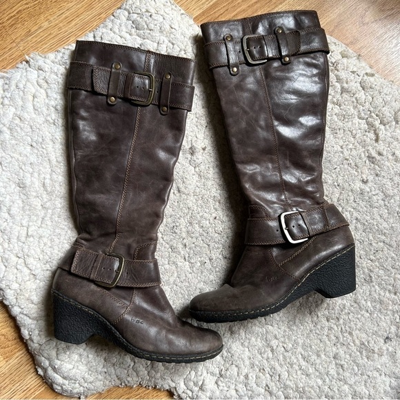 B.O.C. Brown Leather Buckle Detail Interior Zip Chunky Block Wedge Heel Boots - Picture 12 of 12